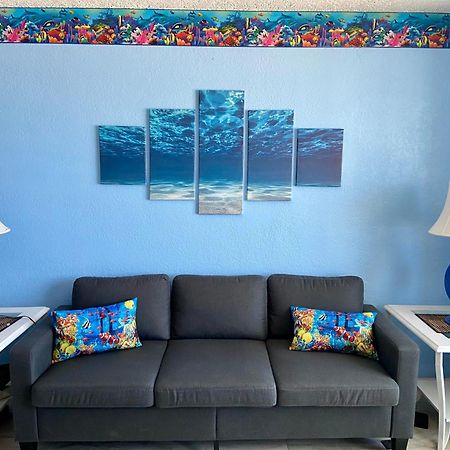 Ocean Breeze - Direct Ocean Front-Pool Is Open Leilighet Daytona Beach Eksteriør bilde